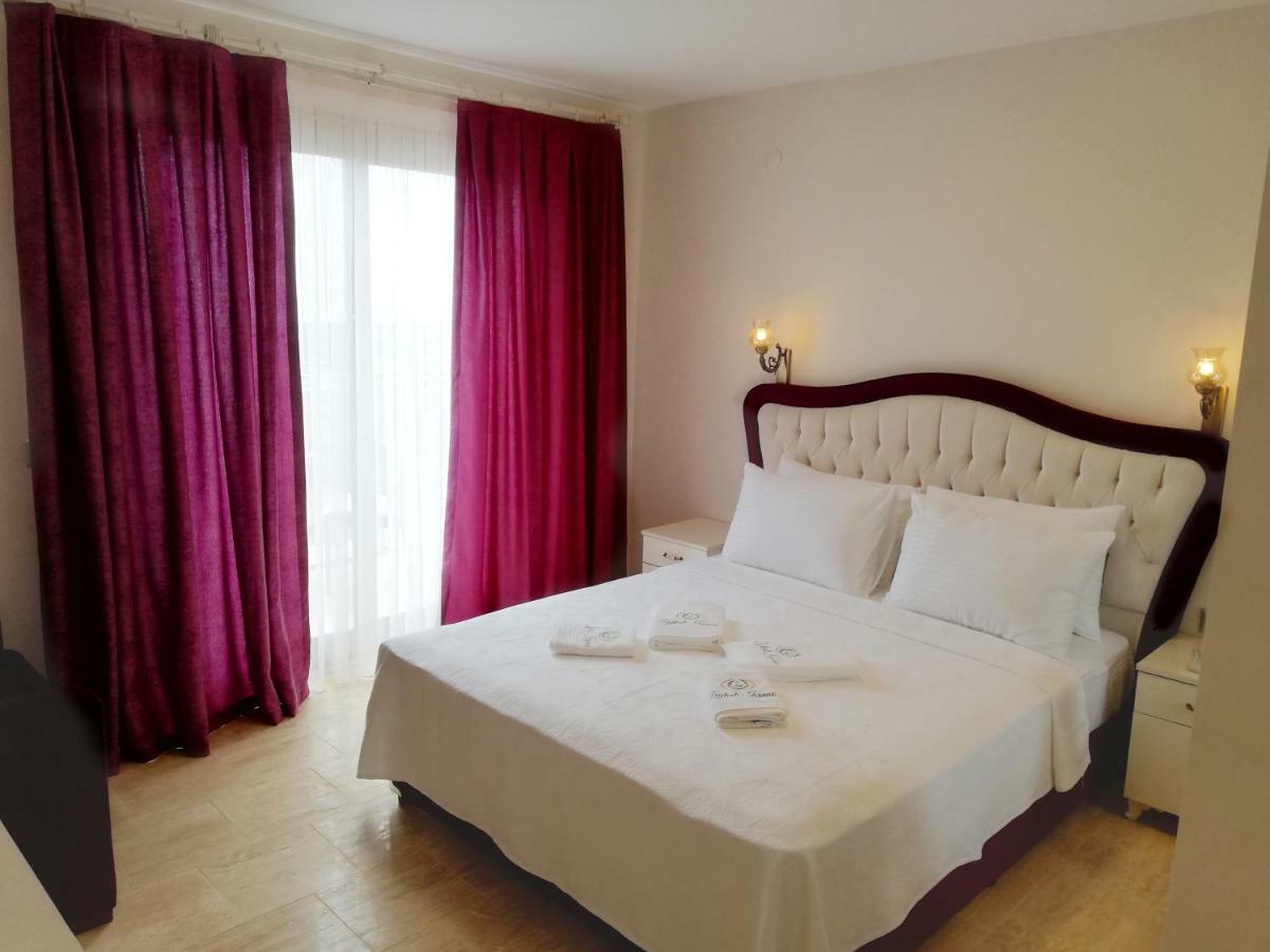 Zeytinli Konak Bed & Breakfast
